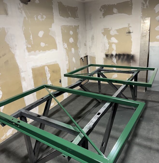 Изработка и монтаж на ограда с вратичка от 3D пана – пълен процес от подготовка до завършване